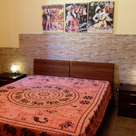 Bed&Breakfast La Casetta SantʼAlessio Siculo Zimmer foto